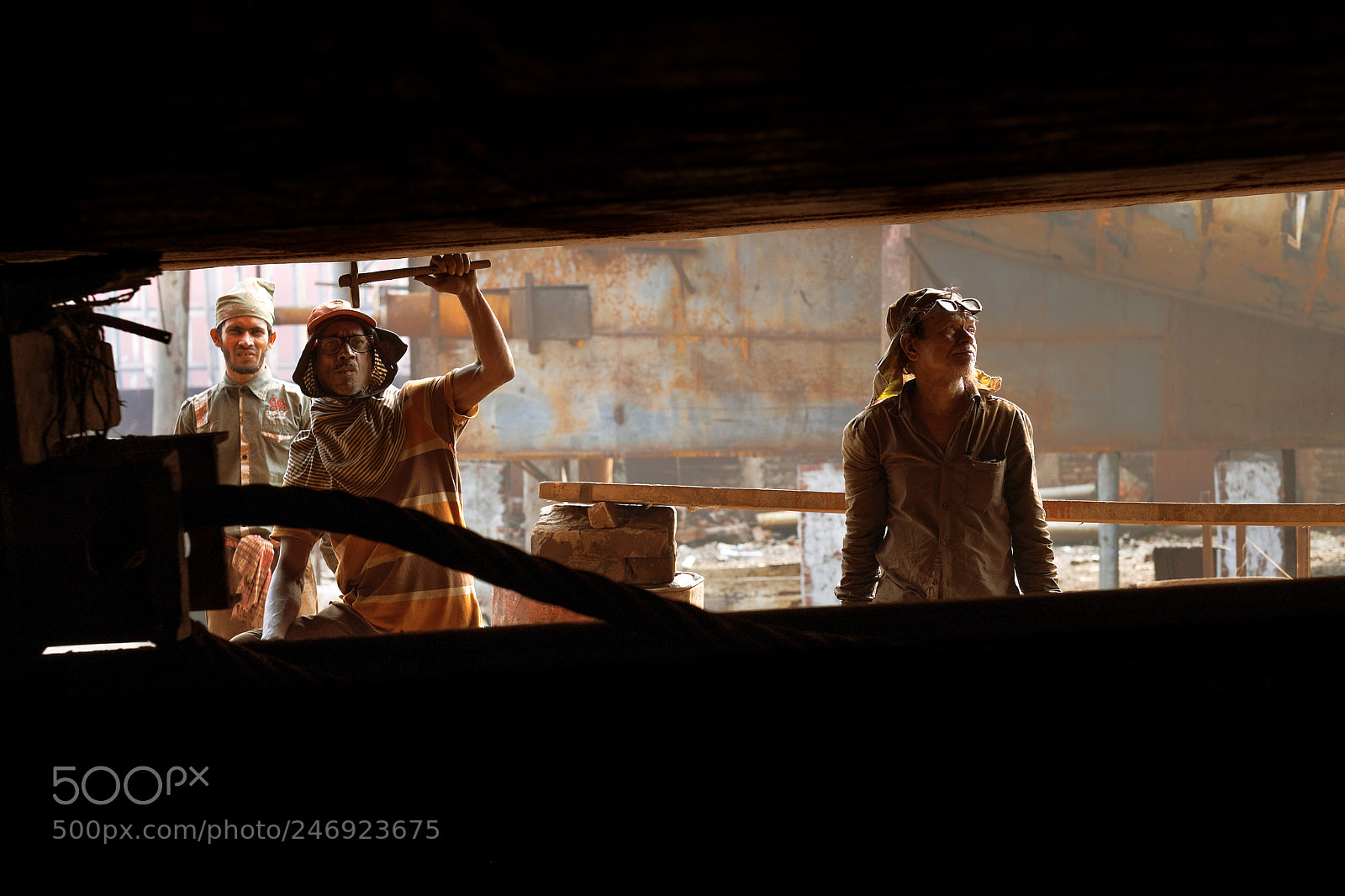 Fujifilm X-E3 sample photo. Shipyard workers photography