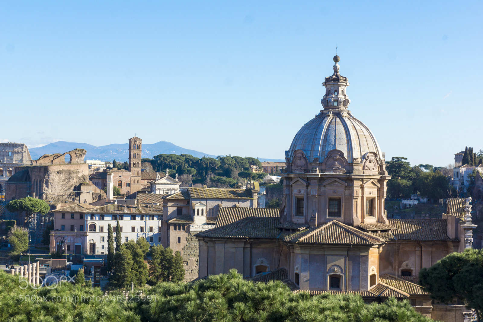Sony SLT-A77 sample photo. Les toits de rome photography