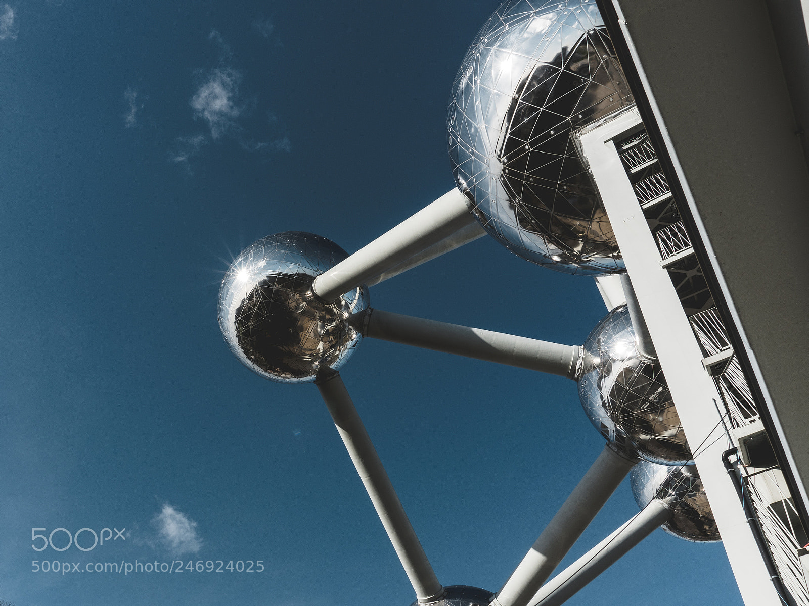 Sony a6300 sample photo. Atomium photography