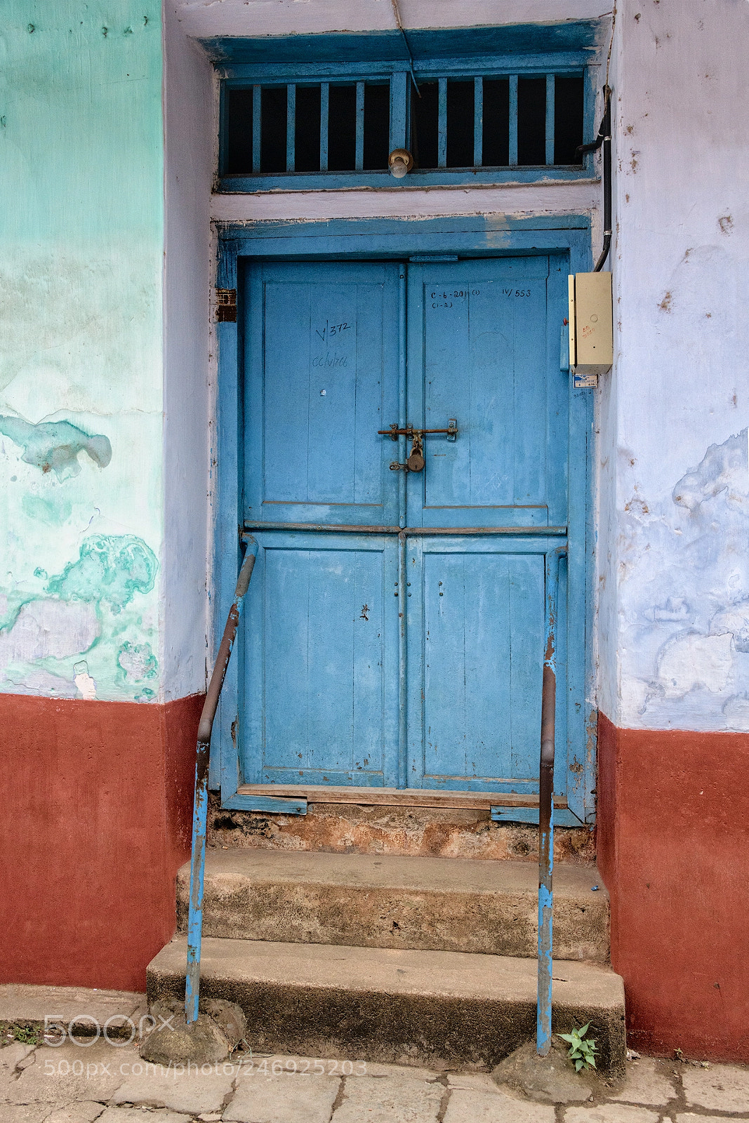 Nikon D850 sample photo. Doorway photography
