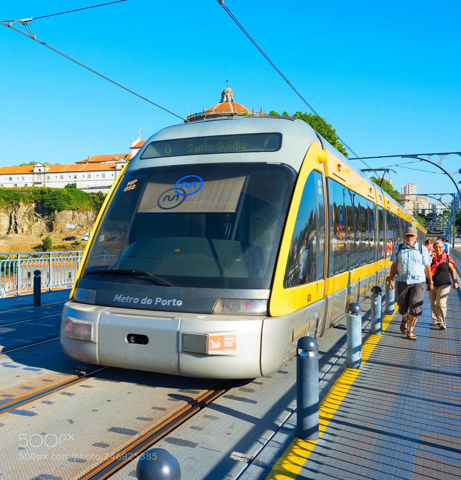 Nikon Df sample photo. Porto metro train on photography