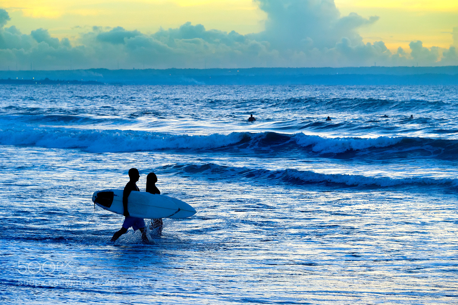Nikon Df sample photo. Silhouette of surfers couple photography