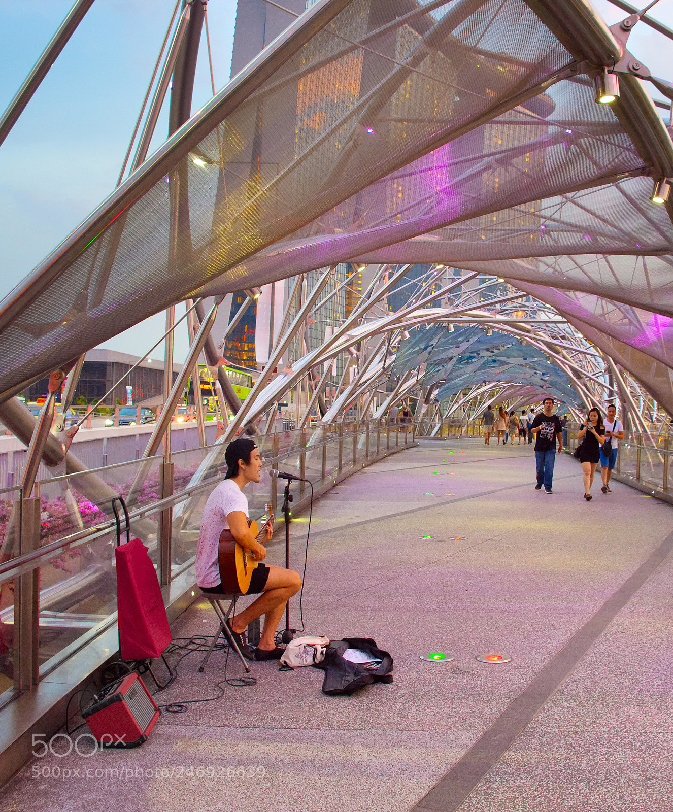 Nikon Df sample photo. Street musician helix bridge photography