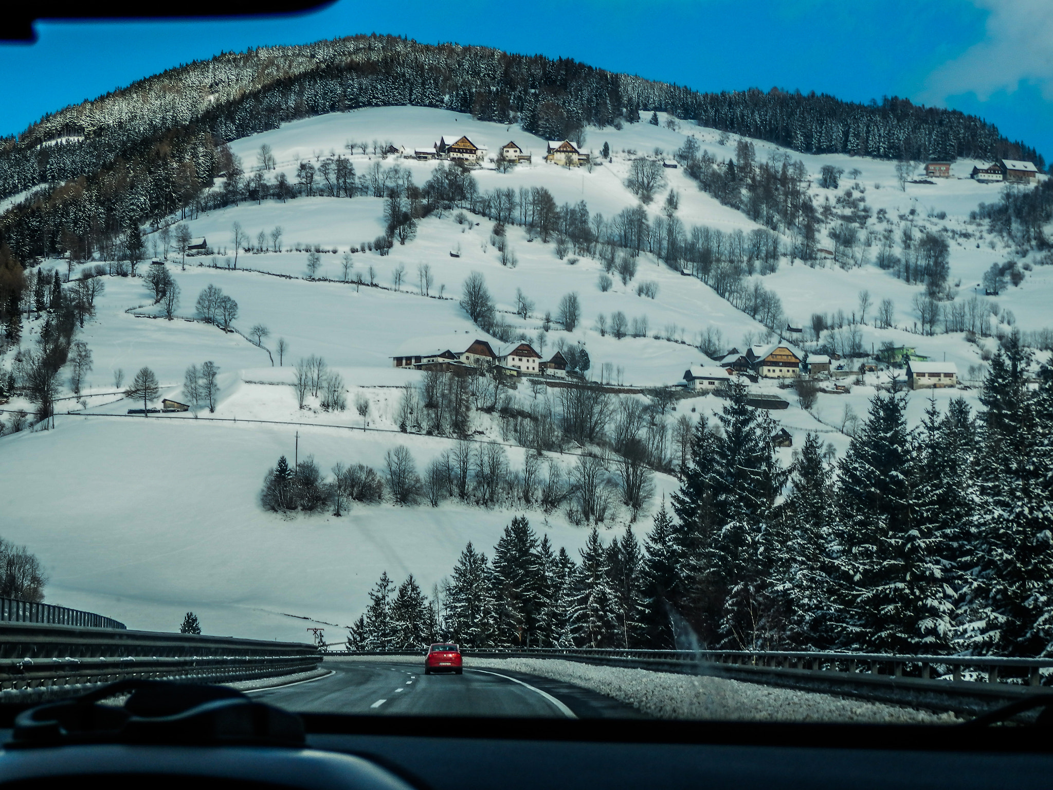 Olympus SZ-30MR sample photo. The winter highway photography