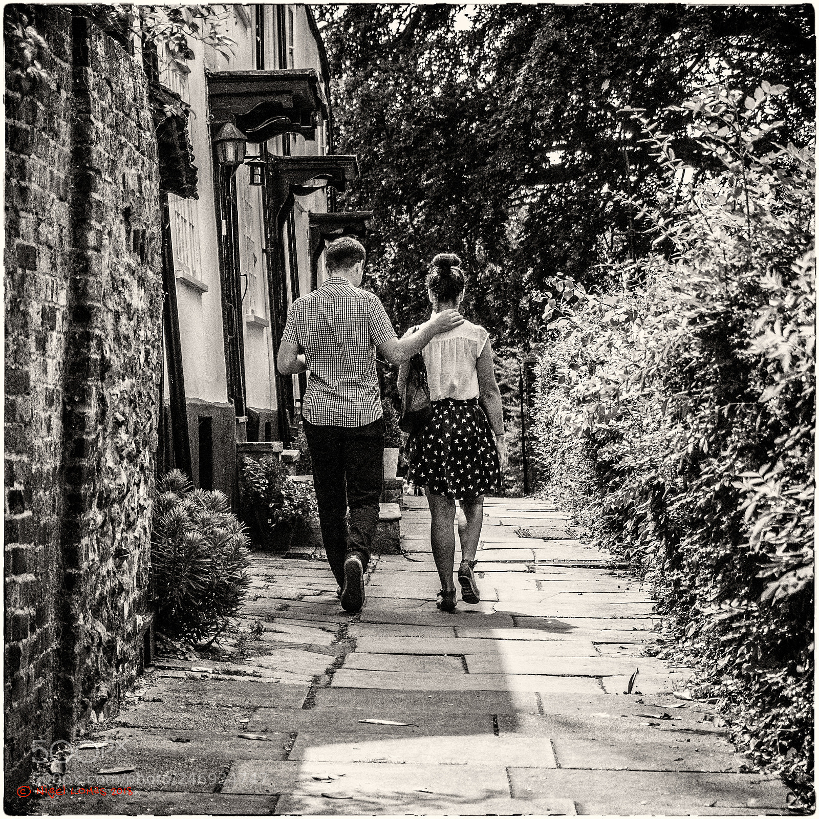 Olympus PEN-F sample photo. Walk this way photography