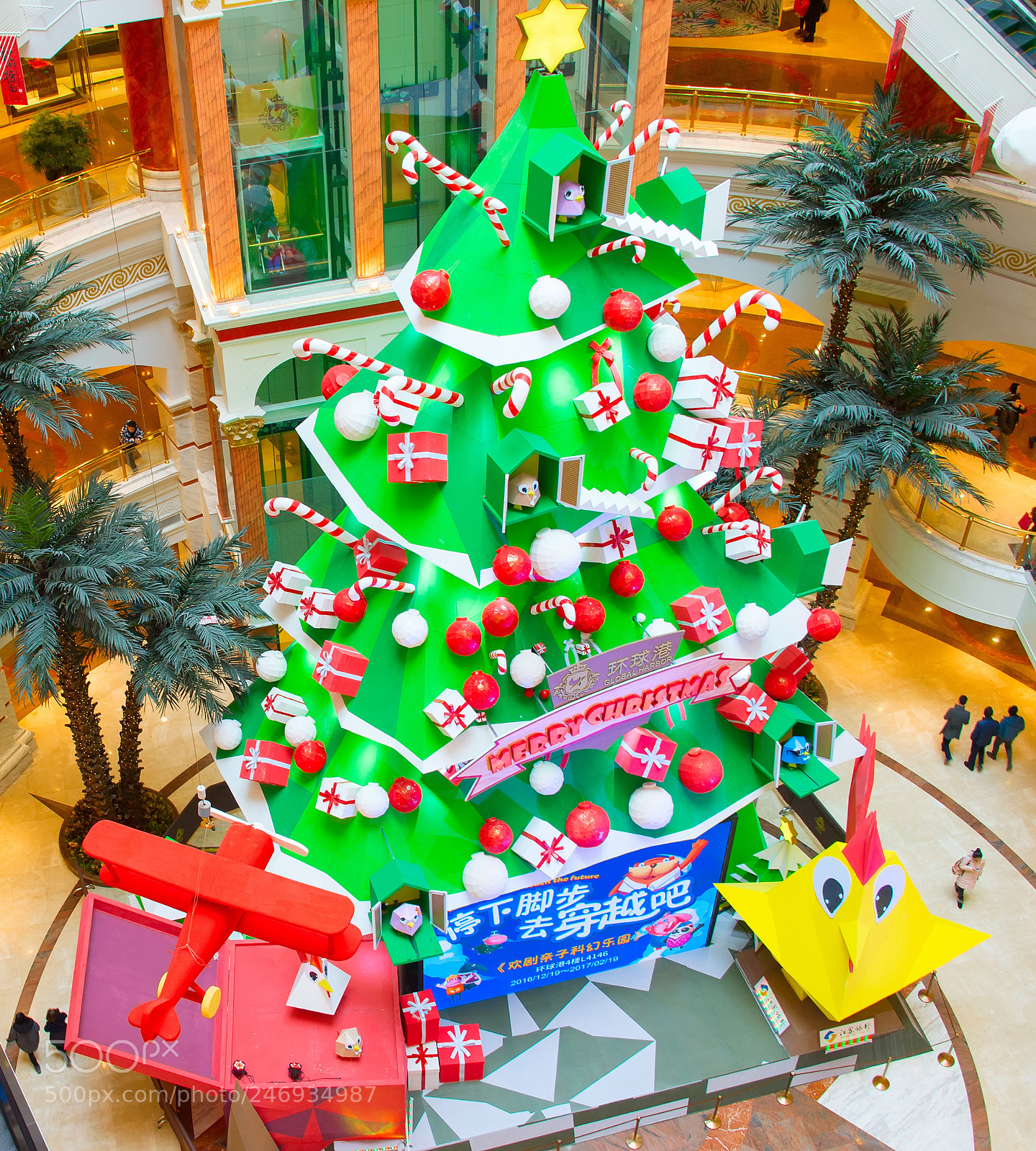 Nikon Df sample photo. New year decorated shopping photography