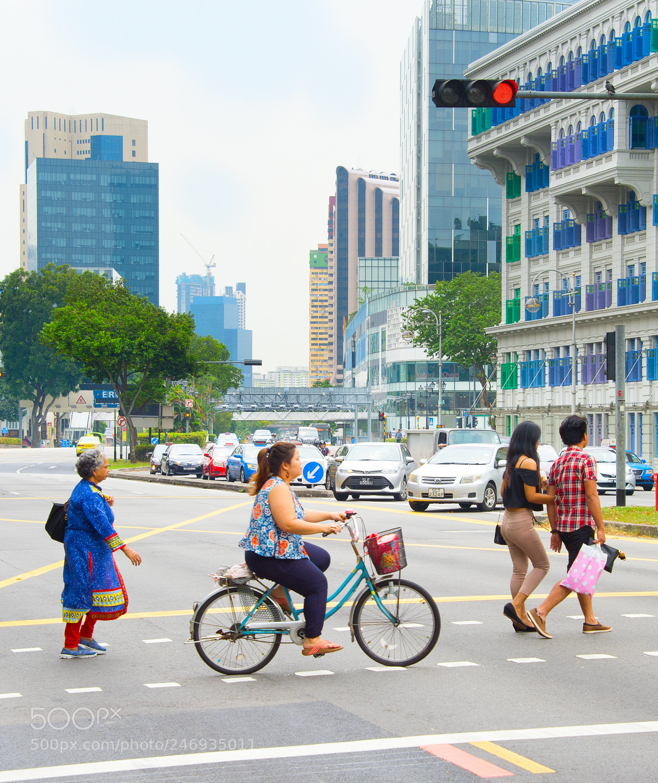 Nikon Df sample photo. People crossing a road photography