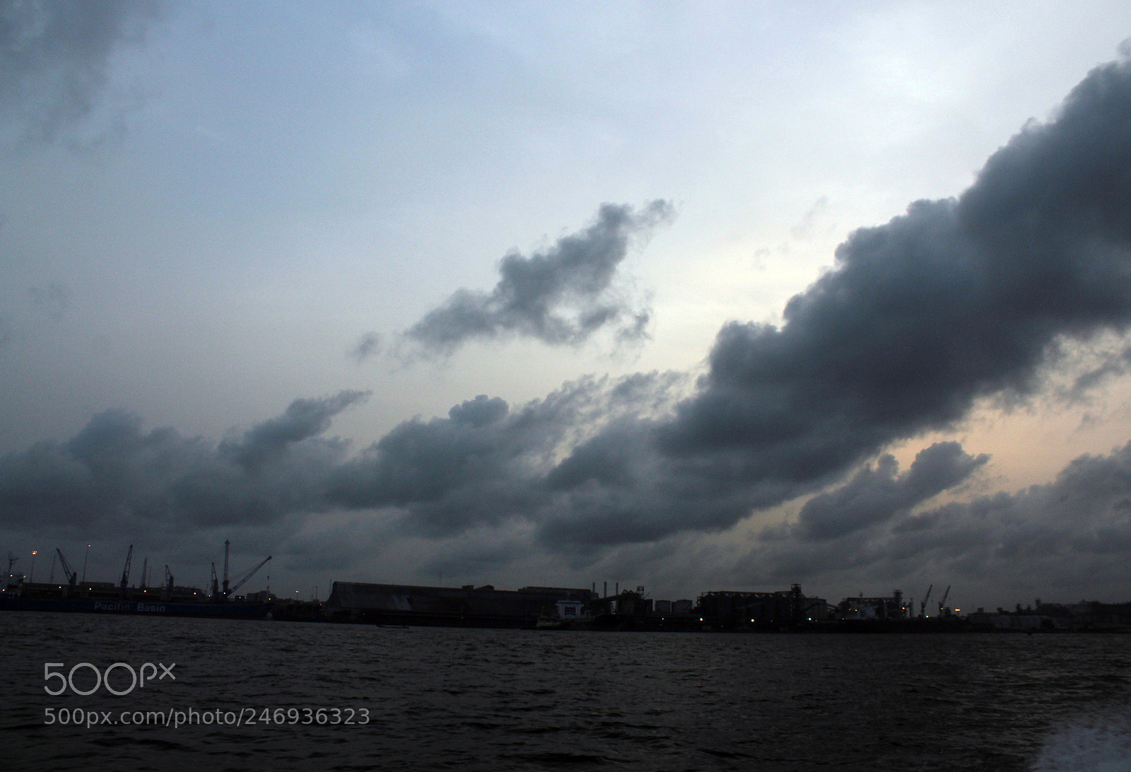 Canon EF-S 18-55mm F3.5-5.6 III sample photo. Cloud photography