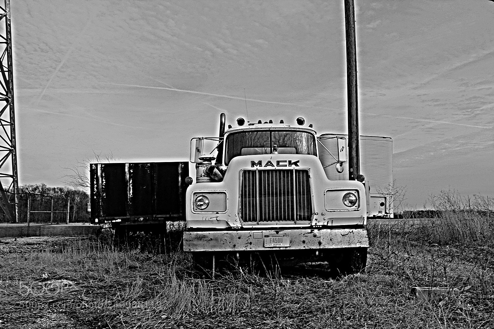 Canon EF-S 18-55mm F3.5-5.6 III sample photo. Macktruck photography