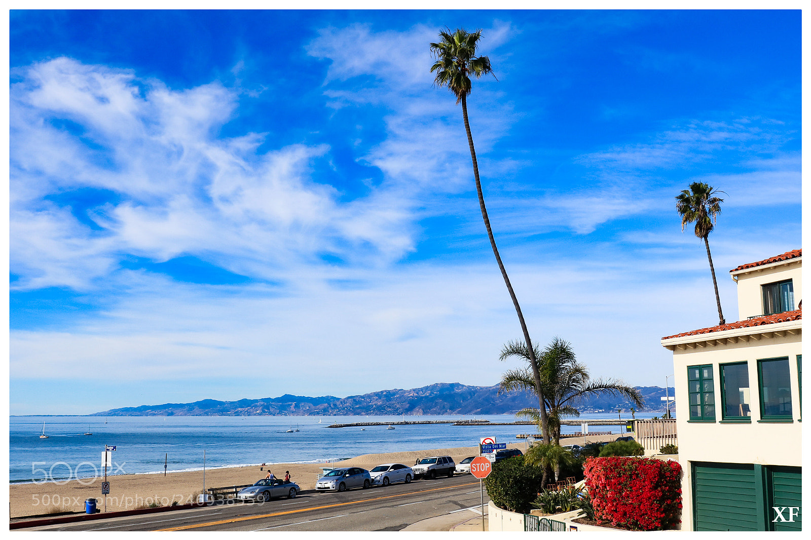 Canon EOS 5DS R sample photo. Tall icon photography