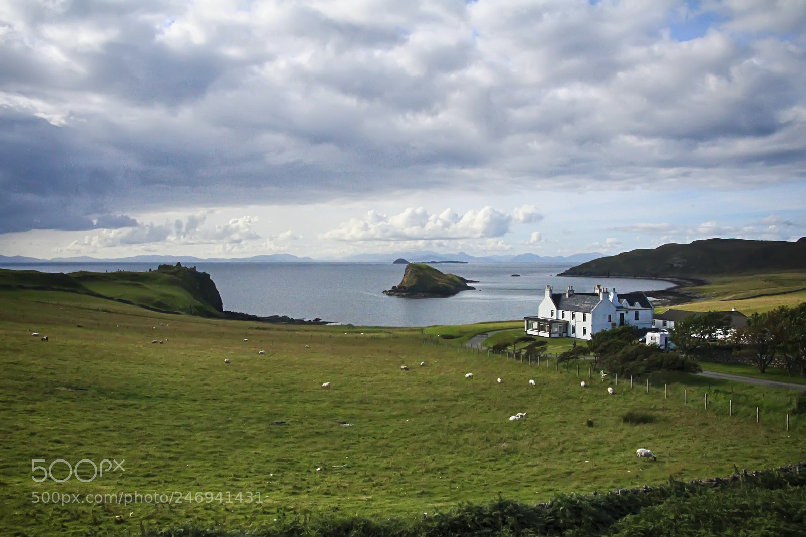 Canon EOS 600D (Rebel EOS T3i / EOS Kiss X5) sample photo. Around skye photography