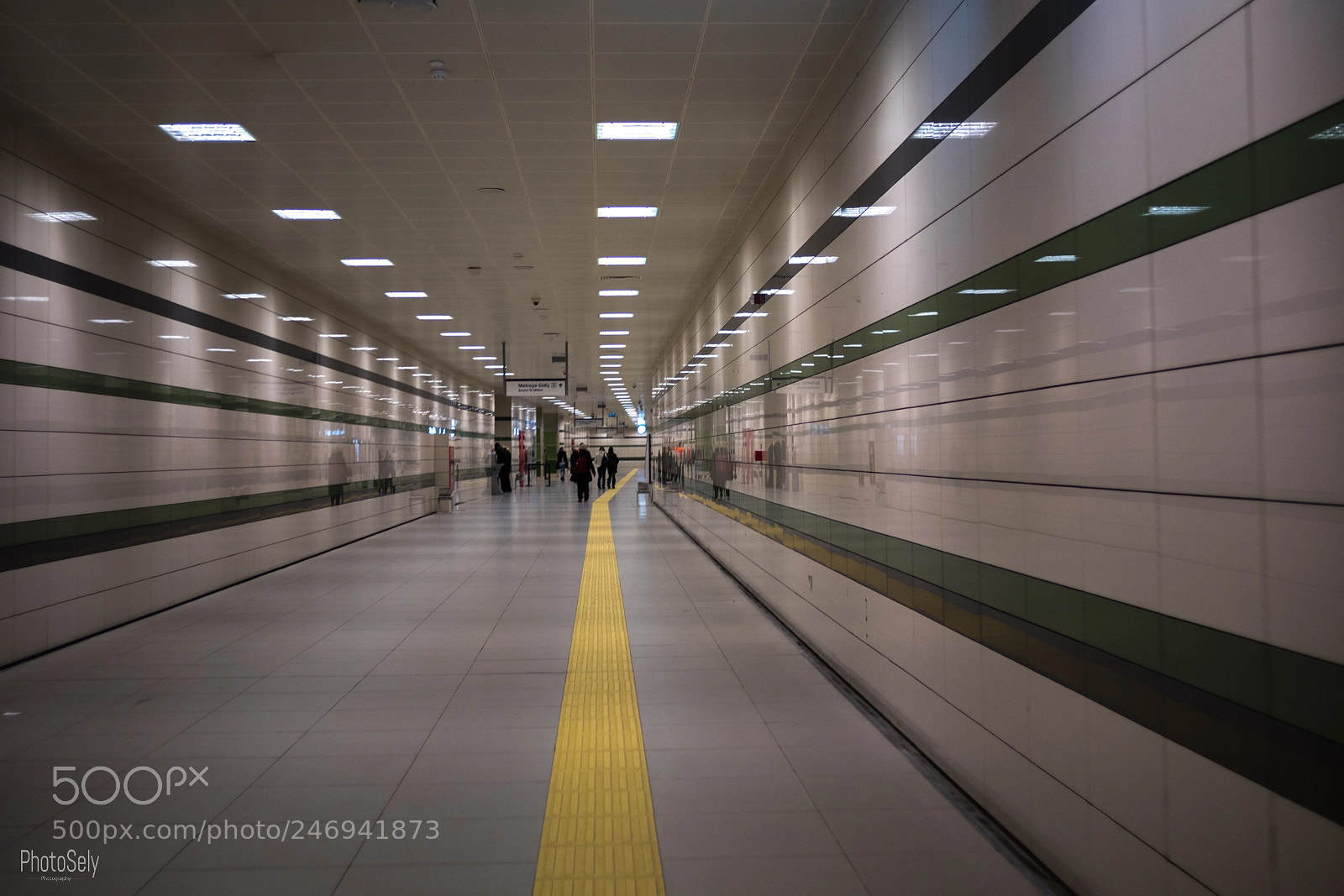 Panasonic Lumix DMC-GX85 (Lumix DMC-GX80 / Lumix DMC-GX7 Mark II) sample photo. Metro istanbul photography