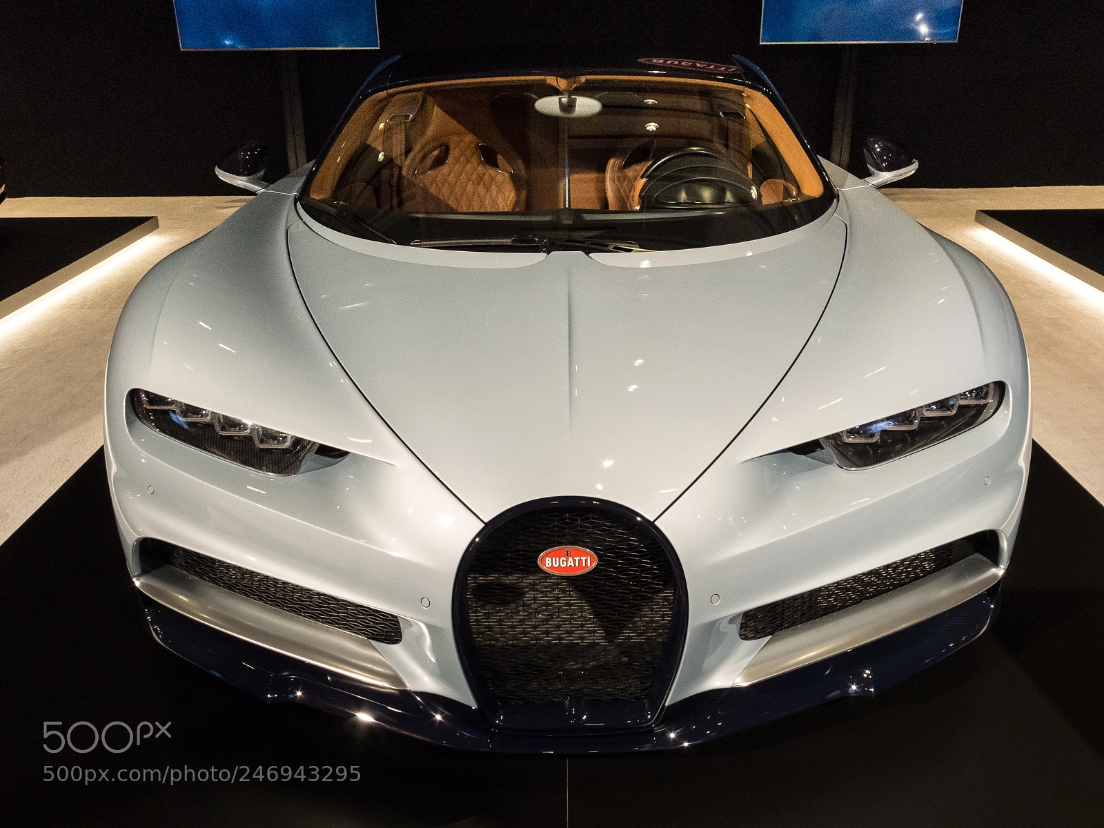 Canon PowerShot G16 sample photo. Bugatti chiron photography