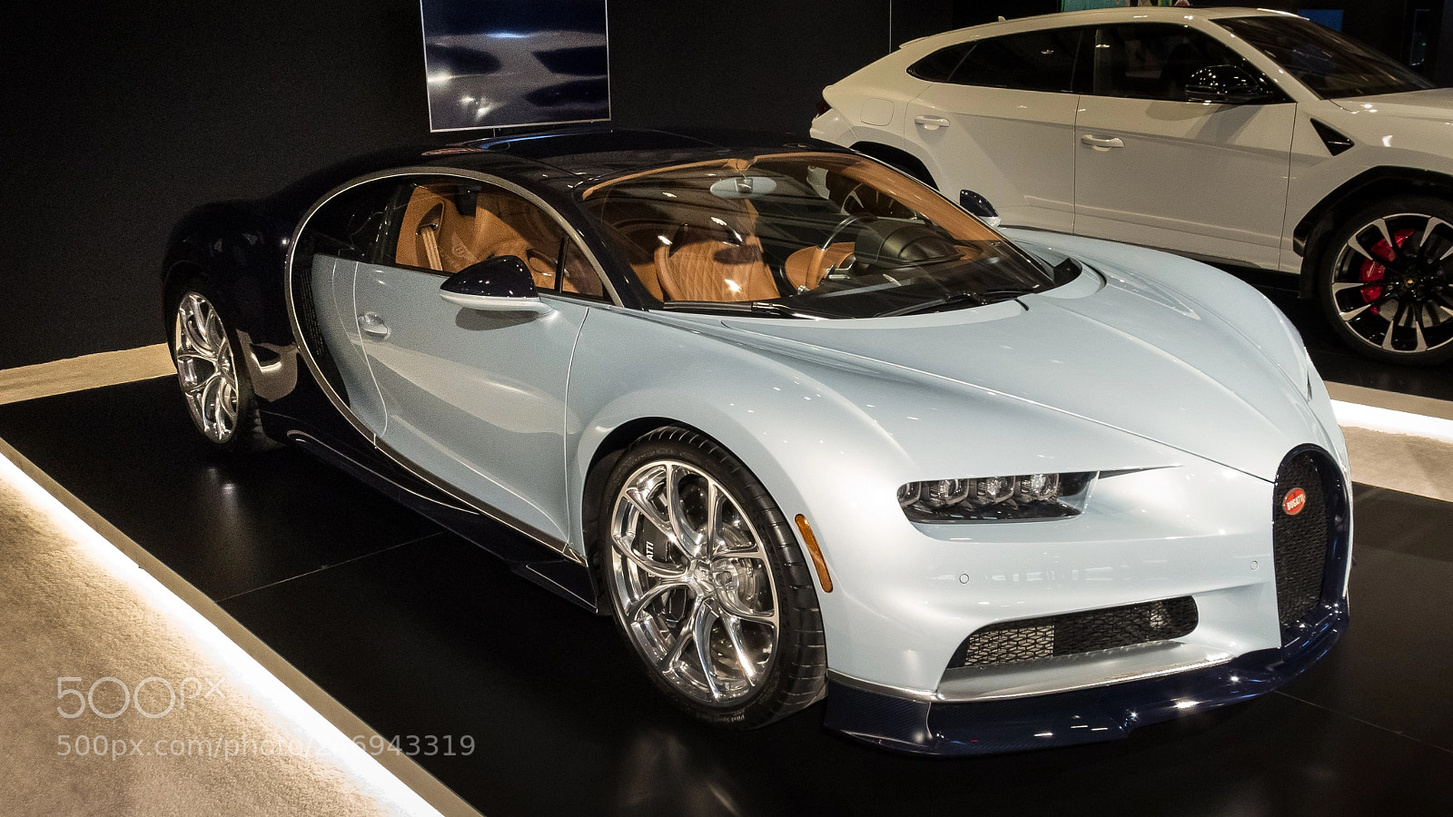 Canon PowerShot G16 sample photo. Bugatti chiron photography