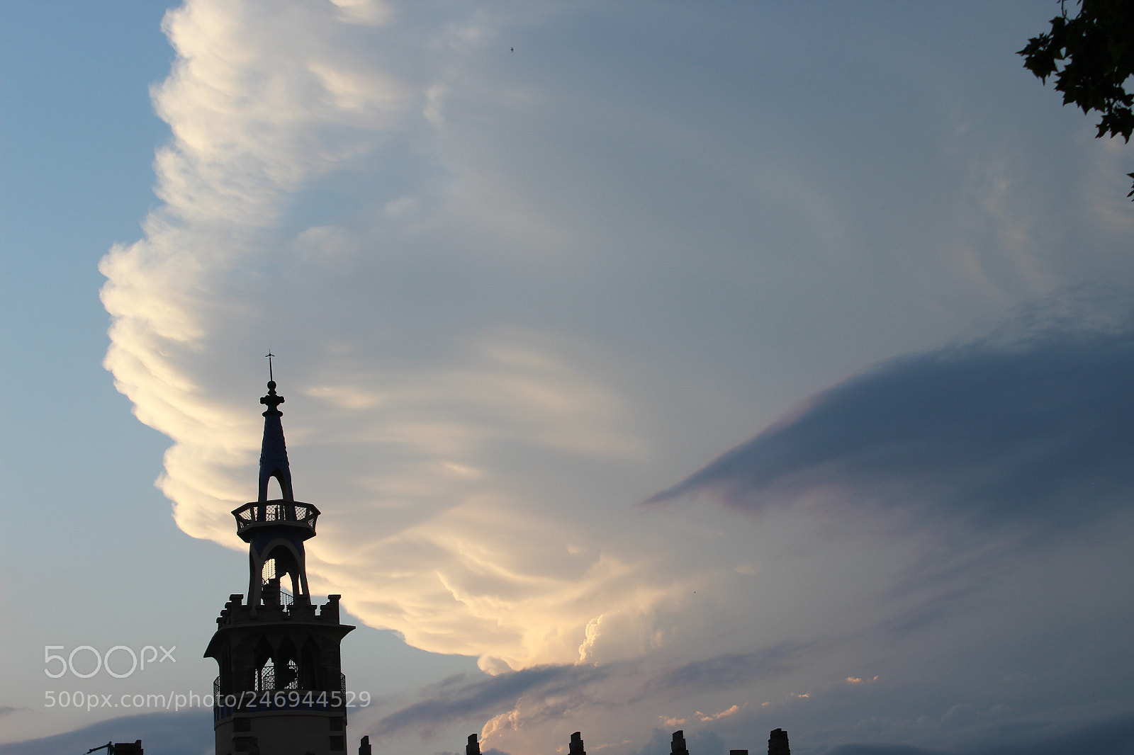 Canon EOS 600D (Rebel EOS T3i / EOS Kiss X5) sample photo. Clouds chase.. photography