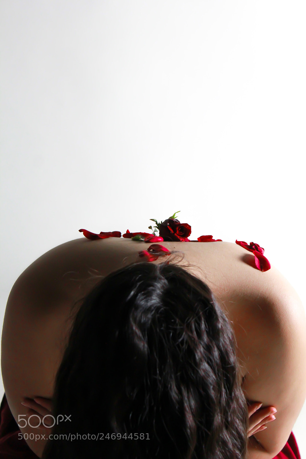 Canon EOS 550D (EOS Rebel T2i / EOS Kiss X4) sample photo. Flowers & skin 5 photography