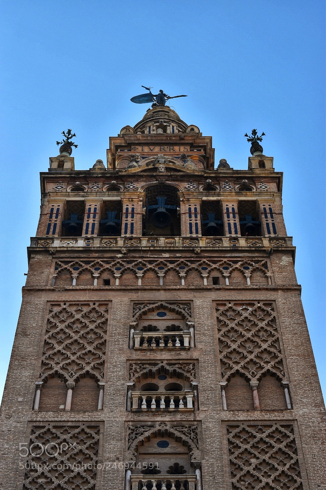 Nikon D5600 sample photo. Giralda, sevilla photography
