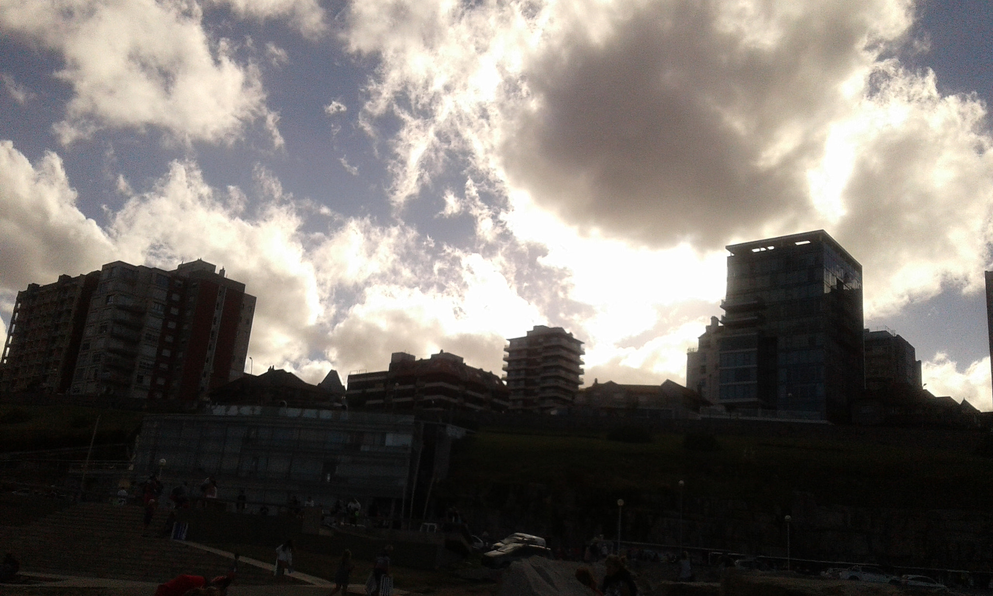 Samsung Galaxy J1 Ace sample photo. Sky photography