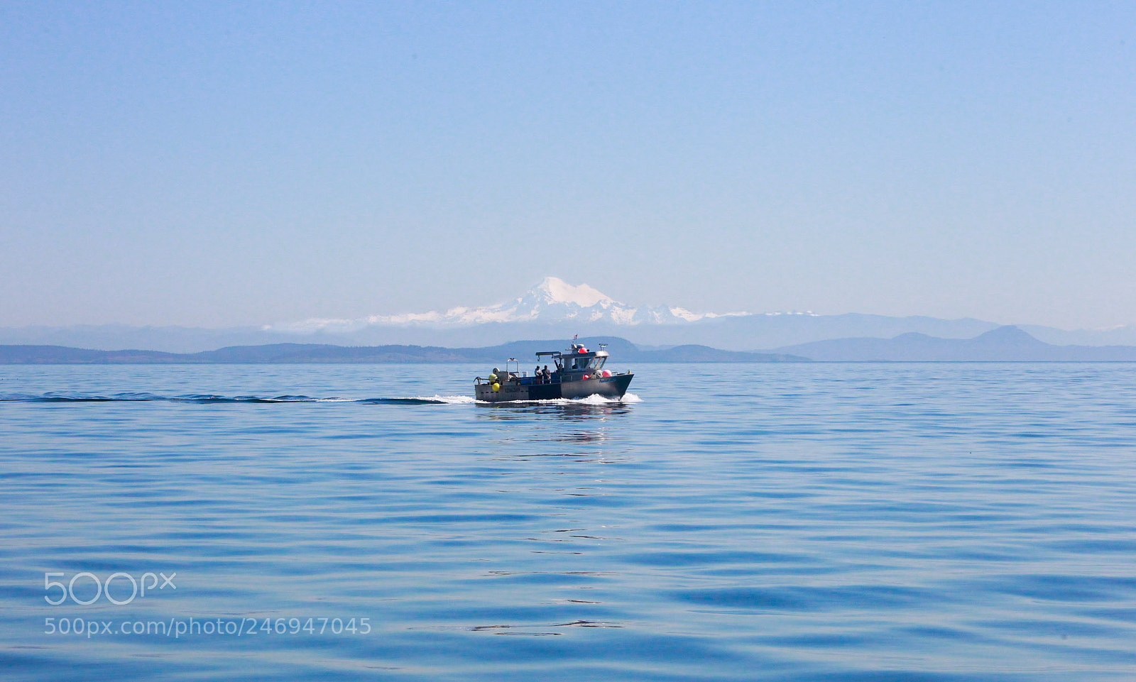 Canon EOS-1D Mark IV sample photo. Fishing boat photography