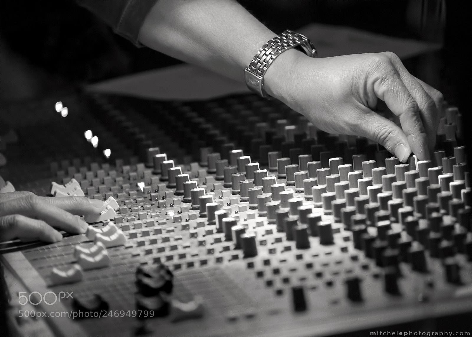 Sony a7 II sample photo. The board photography