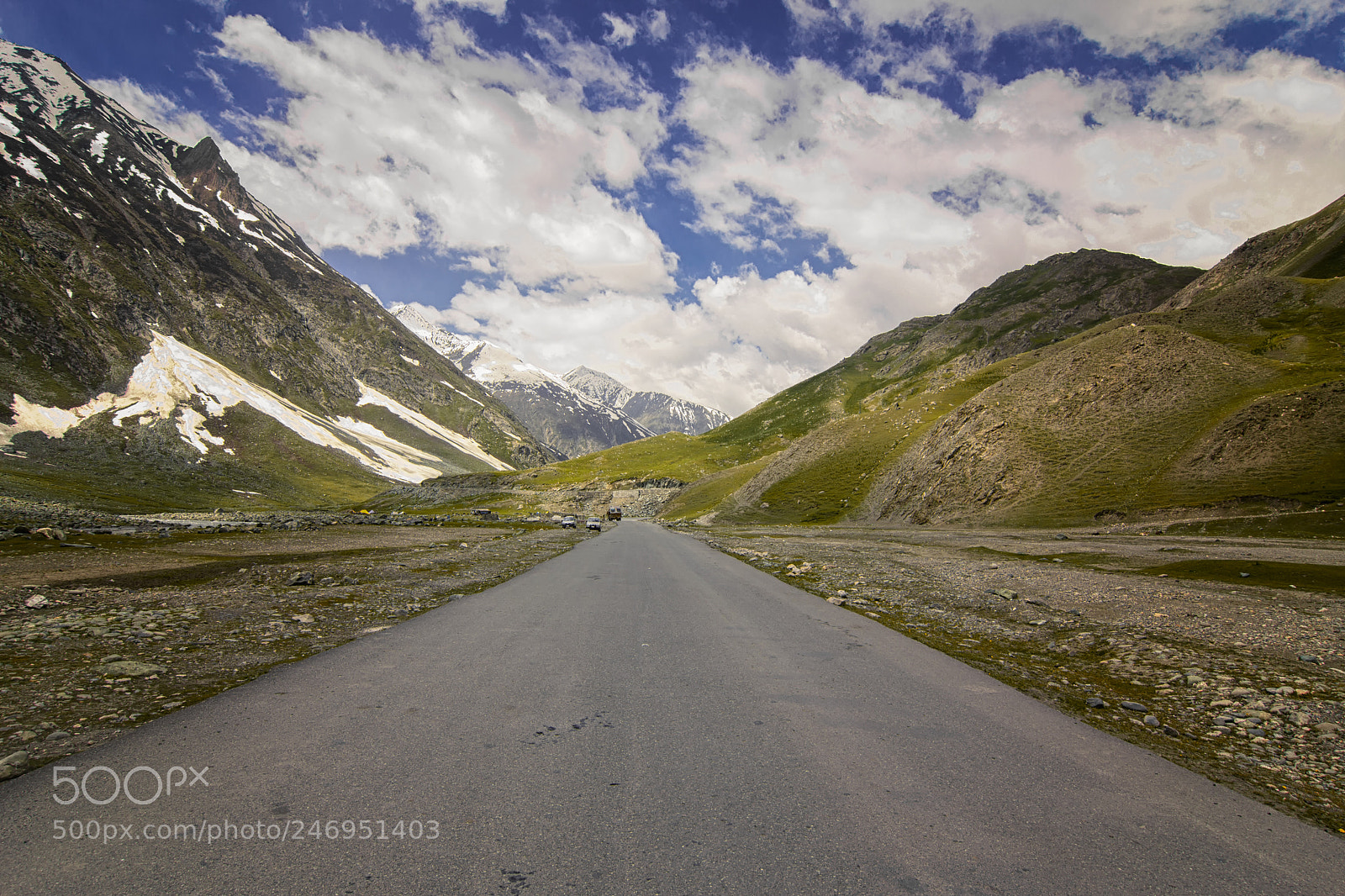 Canon EOS 550D (EOS Rebel T2i / EOS Kiss X4) sample photo. Way through himalayas photography