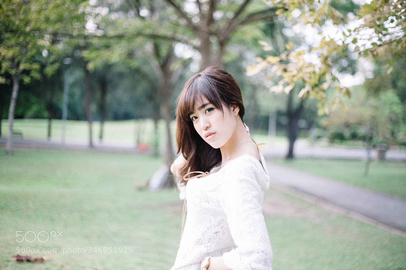 Canon EOS 5D sample photo. Beauty girl in white photography