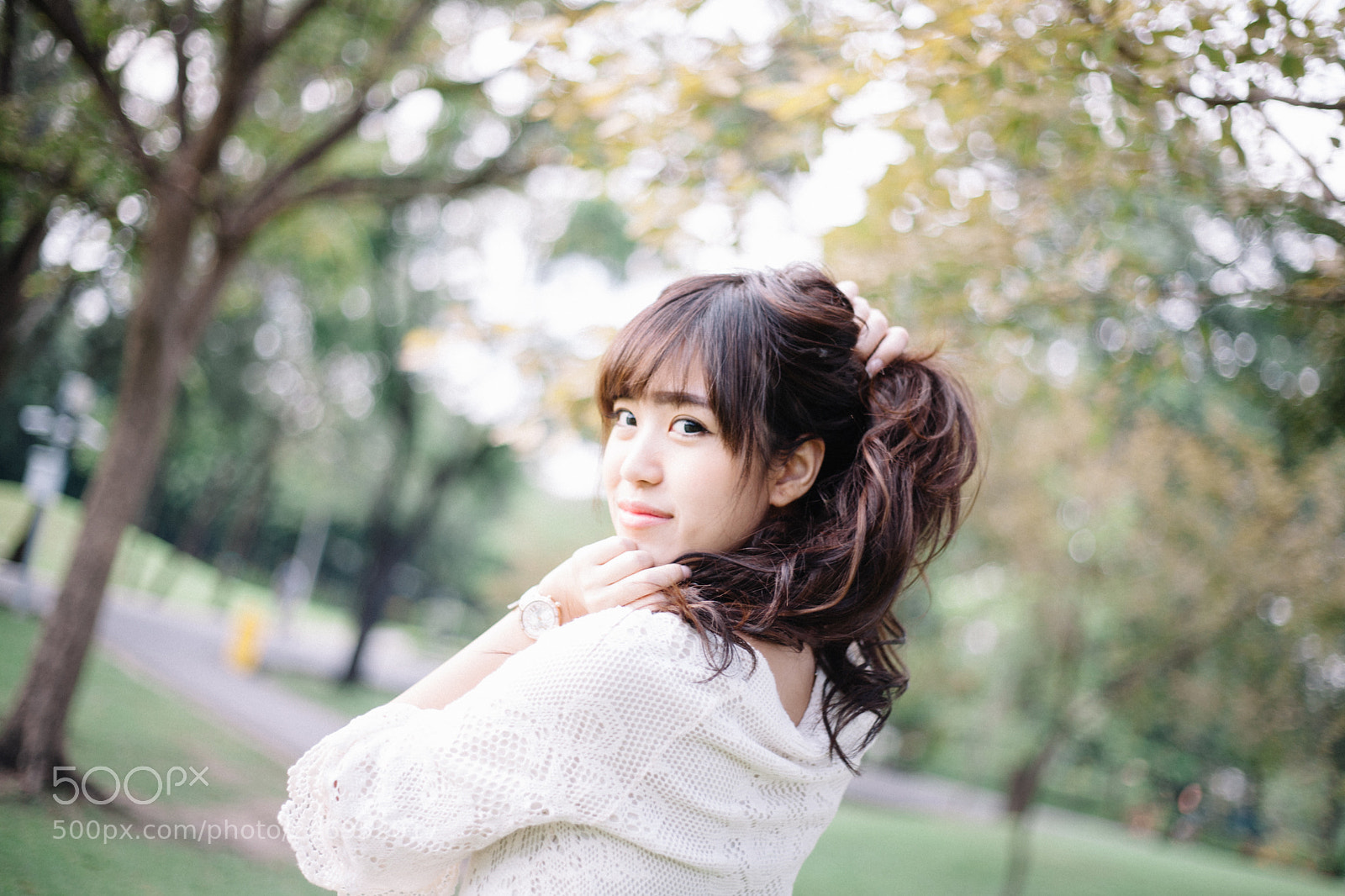 Canon EOS 5D sample photo. Beauty girl in white photography
