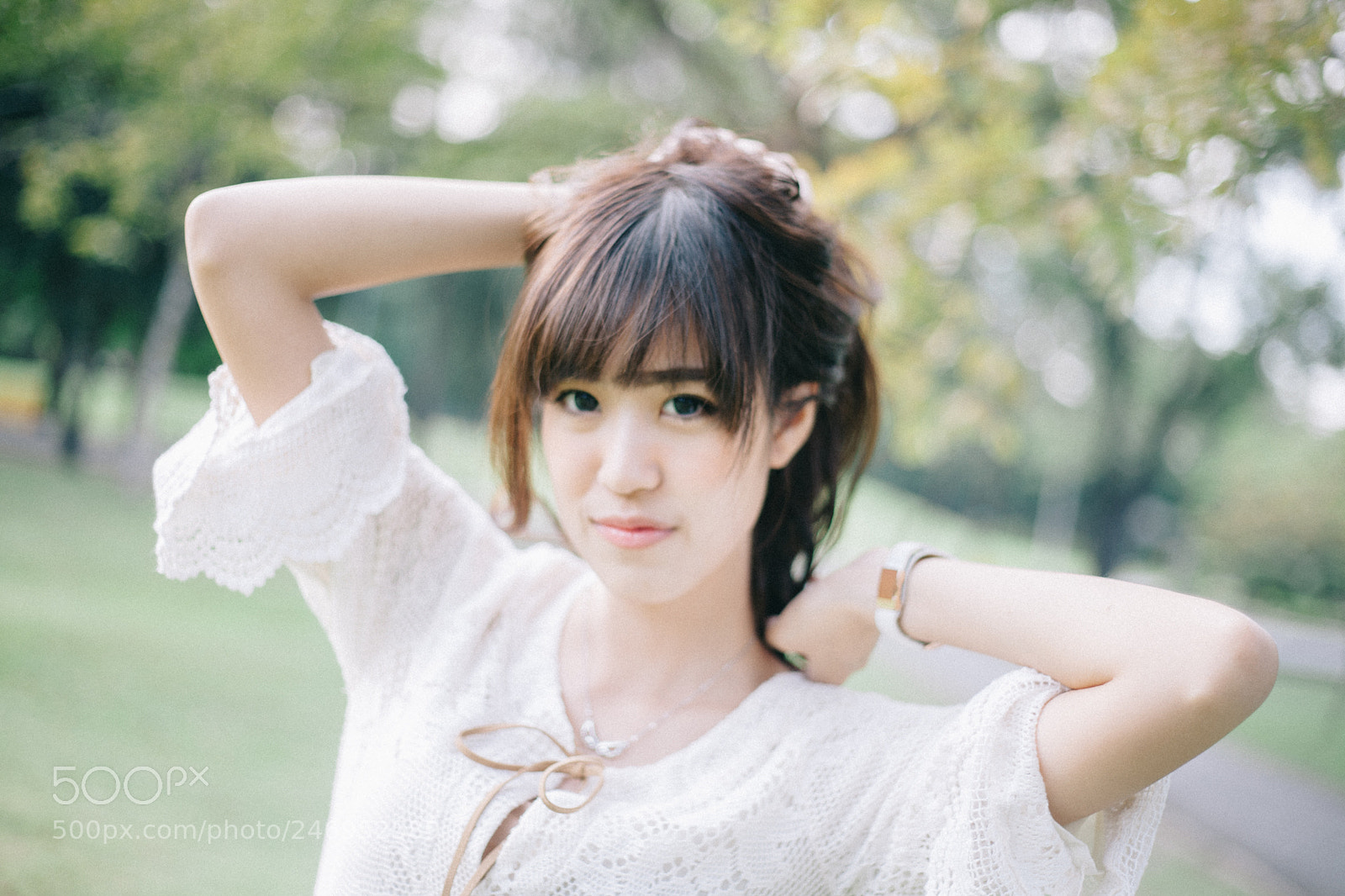 Canon EOS 5D sample photo. Beauty girl in white photography