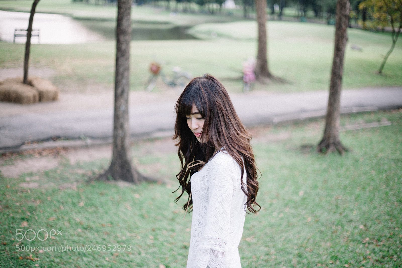 Canon EOS 5D sample photo. Beauty girl in white photography