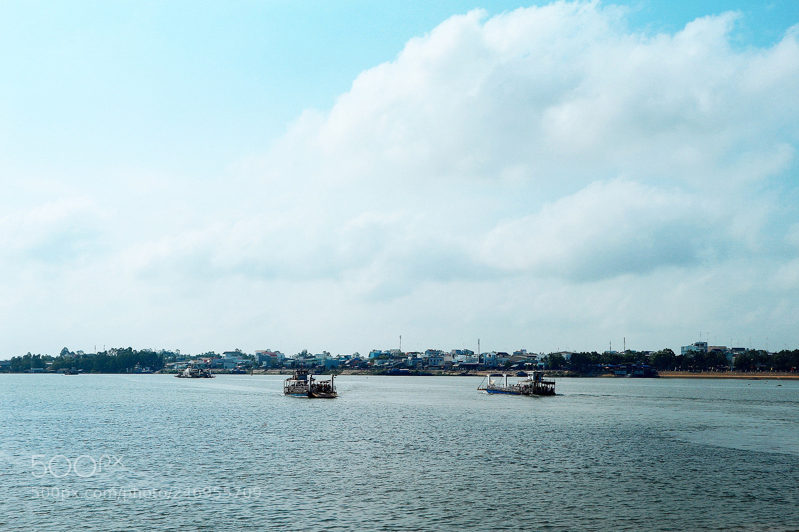 Canon EOS M10 sample photo. Bến phà photography