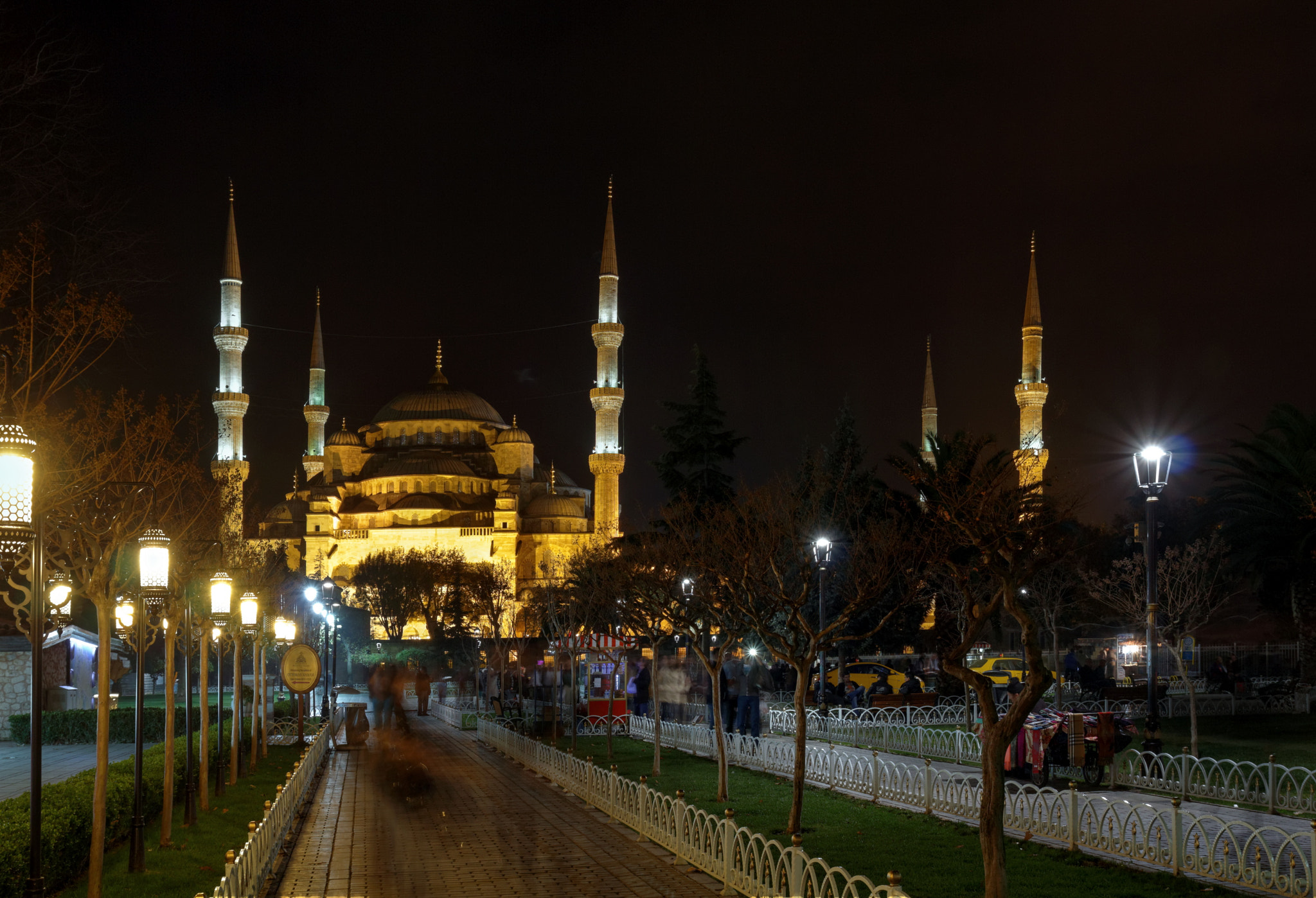 Tamron SP AF 17-50mm F2.8 XR Di II LD Aspherical (IF) sample photo. Istanbul. the blue mosque (sultan ahmed mosque) photography