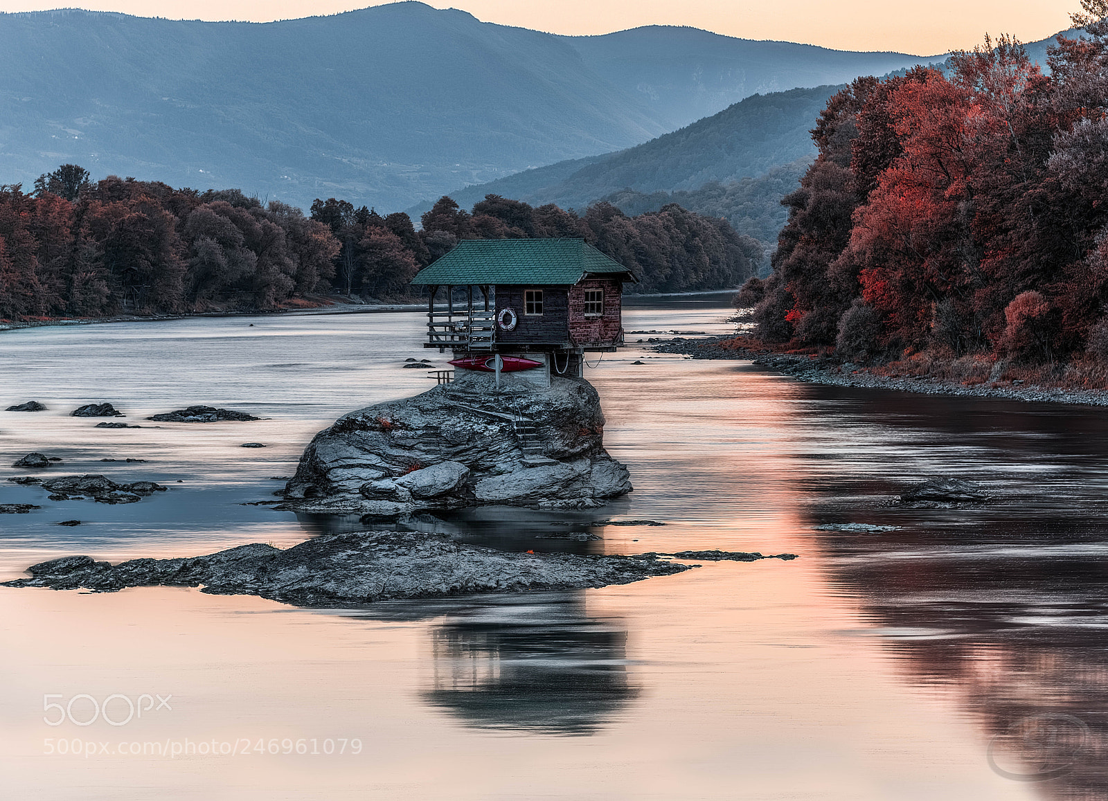 Nikon D810 sample photo. The river house photography