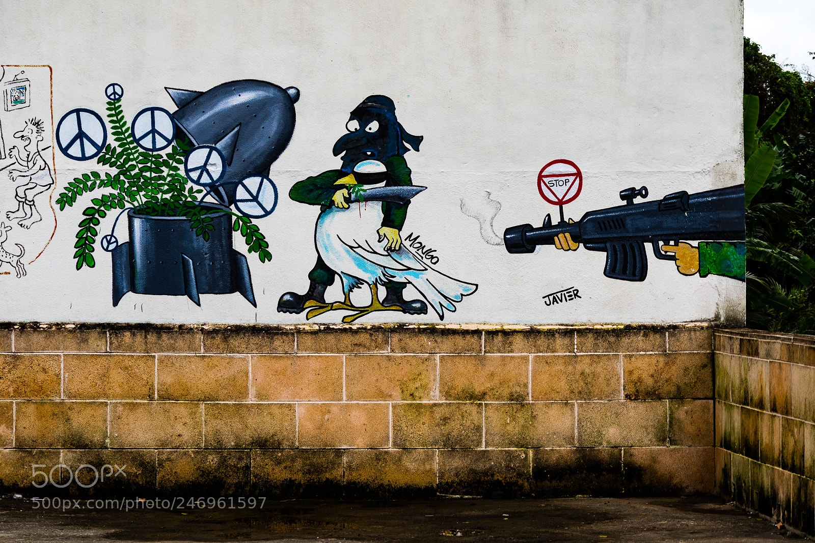 Canon EOS M3 sample photo. Graffiti photography