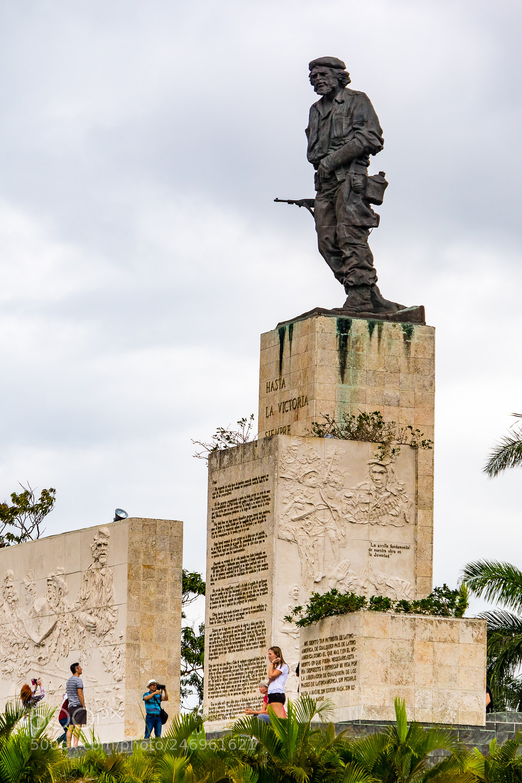 Canon EOS M3 sample photo. Monument che photography