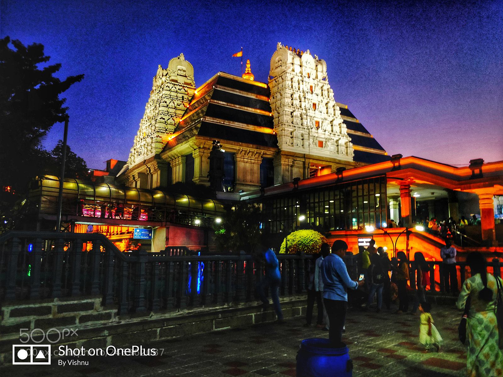 OnePlus 5 sample photo. Iskcon temple photography