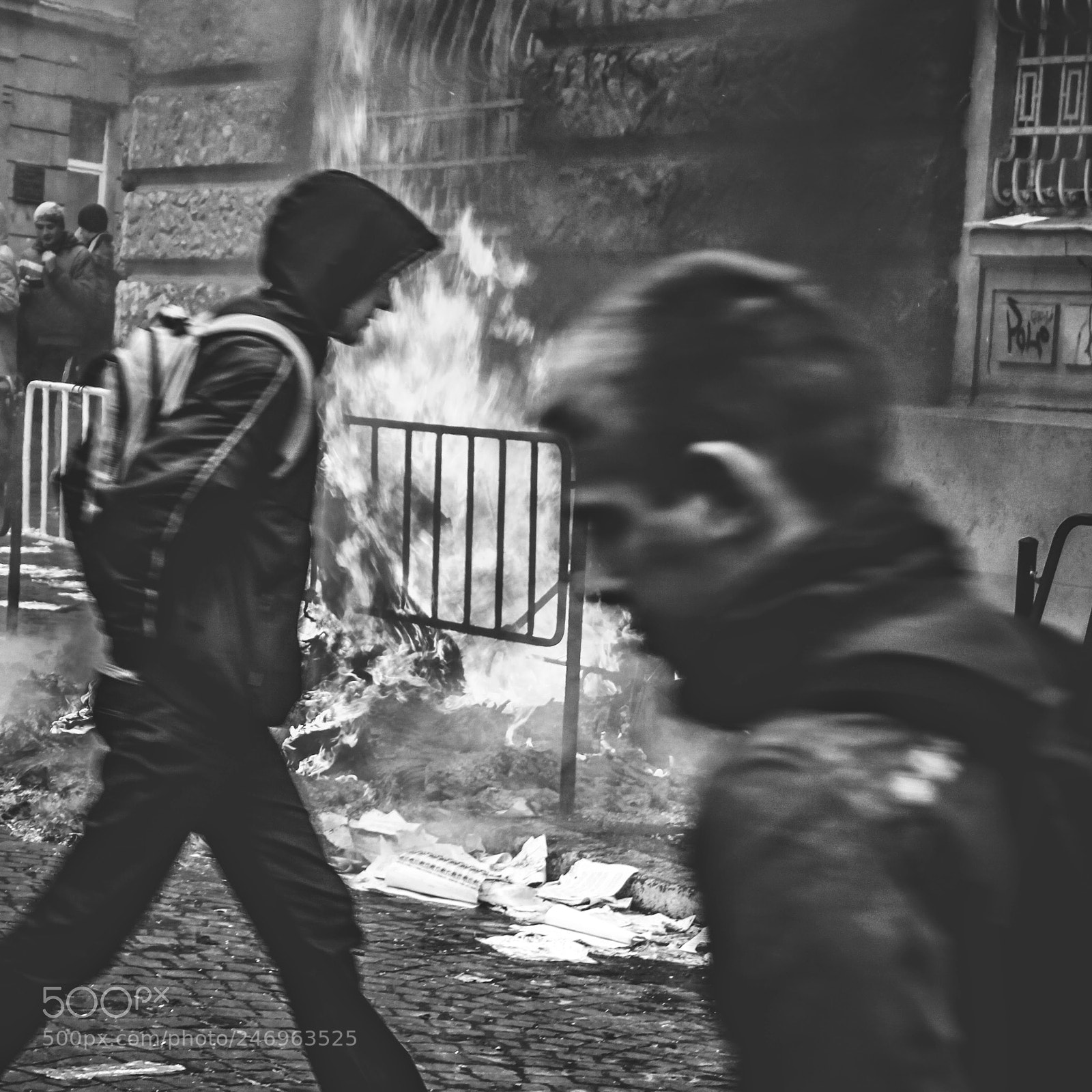 Canon EOS 550D (EOS Rebel T2i / EOS Kiss X4) sample photo. Ukrainian revolution 2014 photography