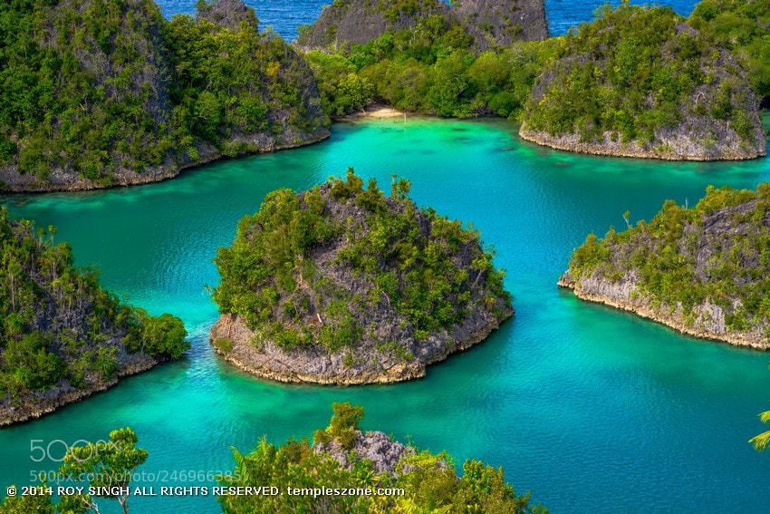 Nikon D5200 sample photo. Pianemo islands 013 photography