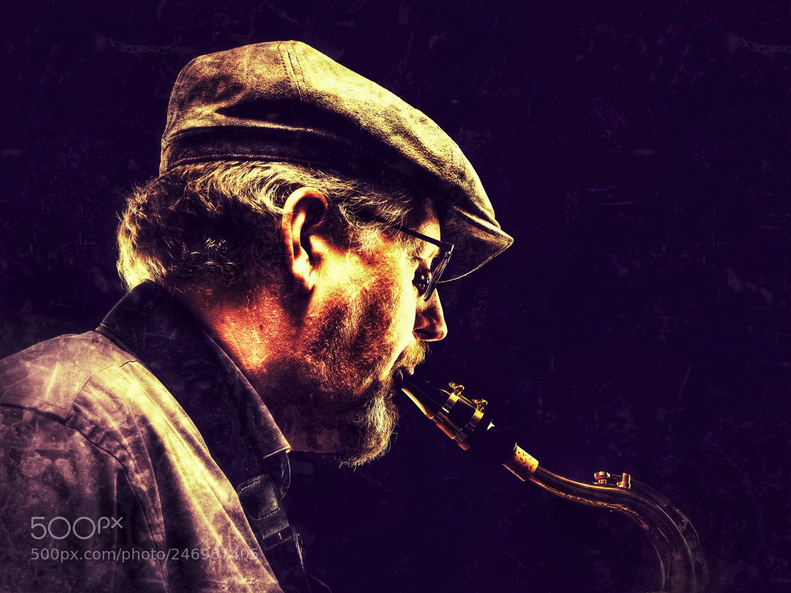 Olympus OM-D E-M1 sample photo. Sax player photography