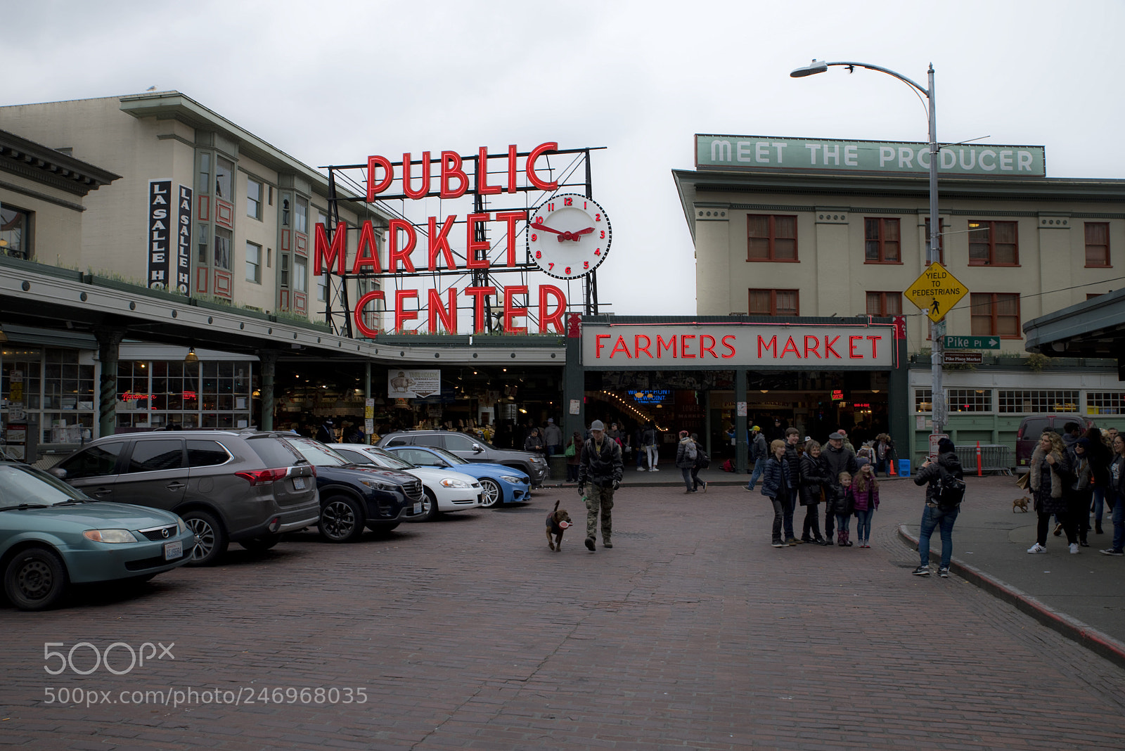 Pentax K-1 sample photo. Pike street market photography