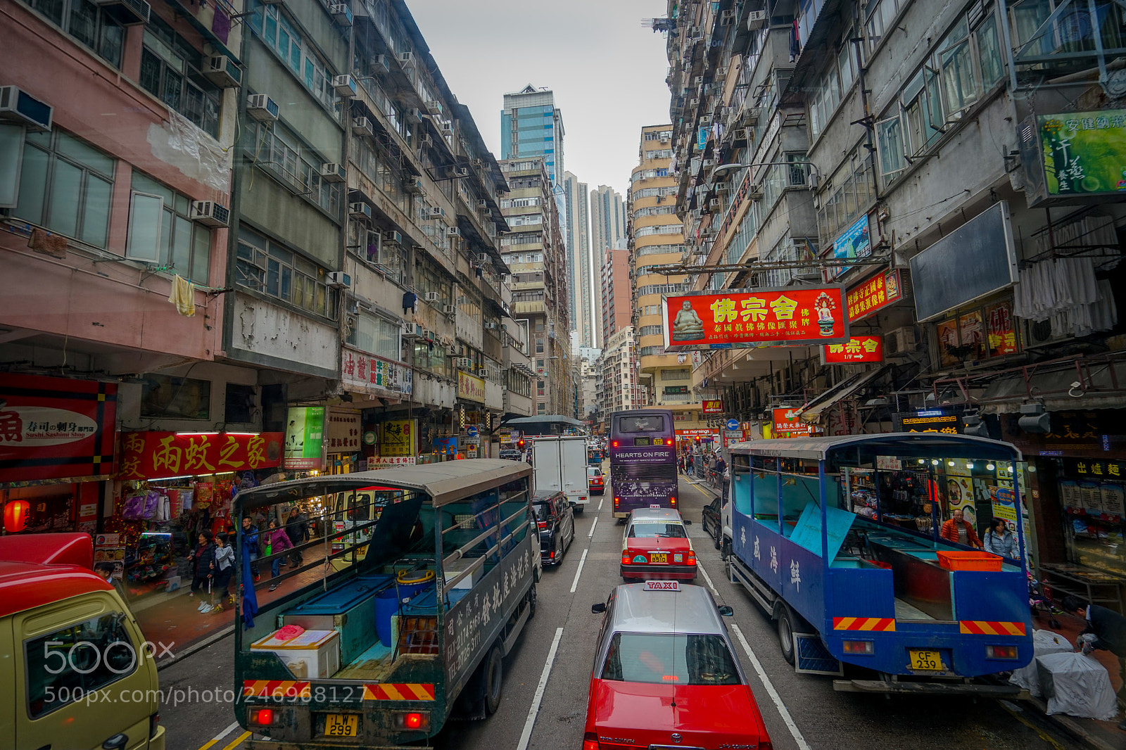 Sony a7 sample photo. Hong kong street view photography