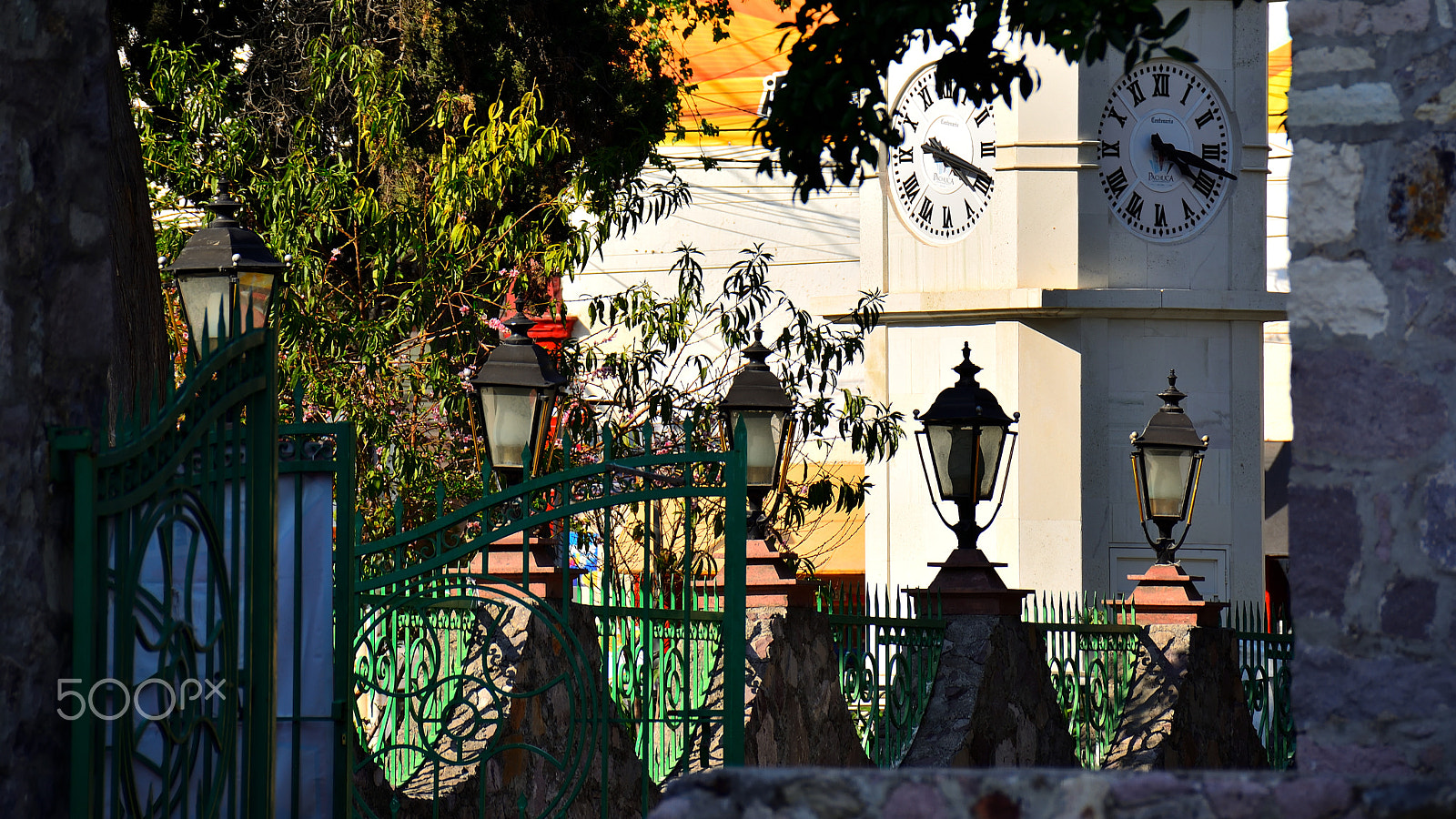Nikon D5200 sample photo. La luz del tiempo photography