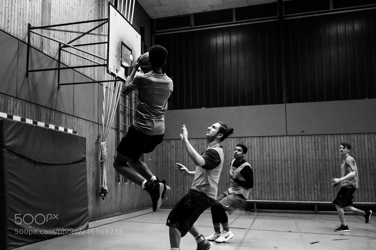 Sony a6300 sample photo. Basketball jump photography