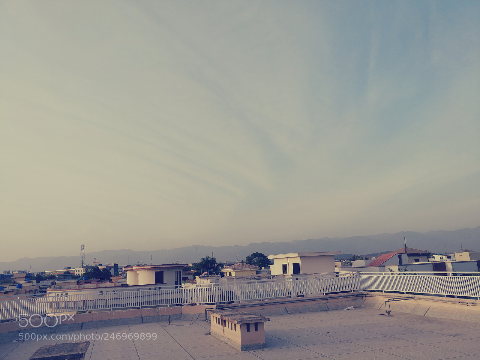 LG V20 sample photo. Sky photography