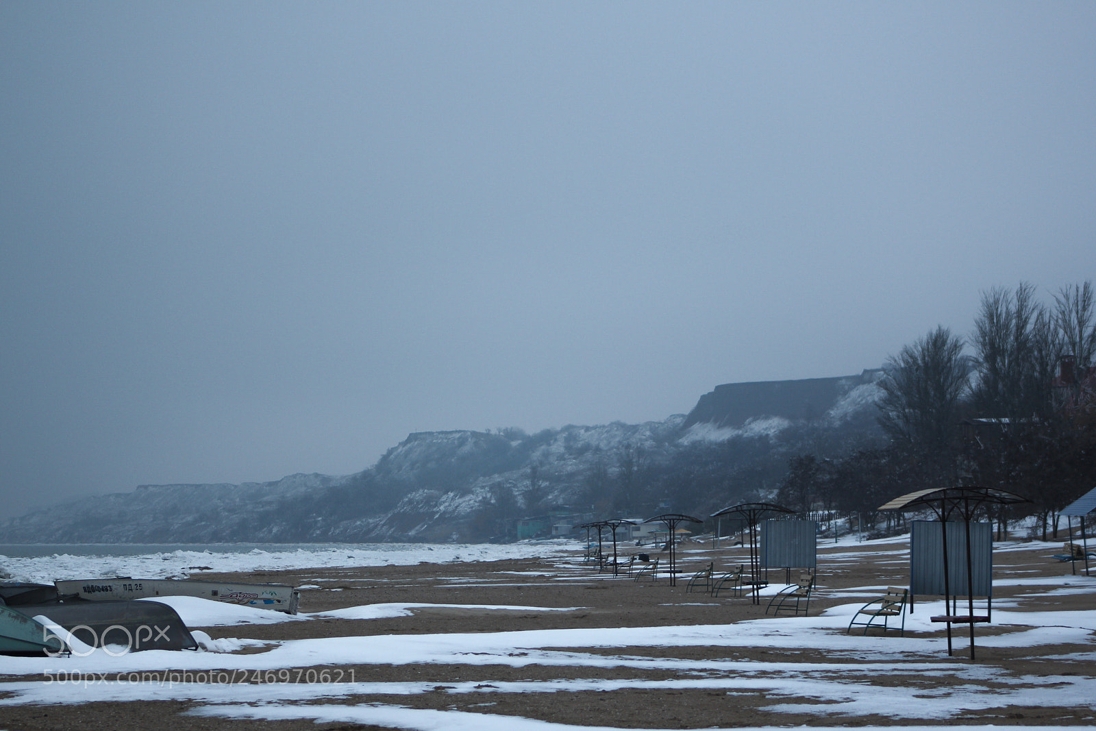 Canon EOS 60D sample photo. Gloomy beach photography