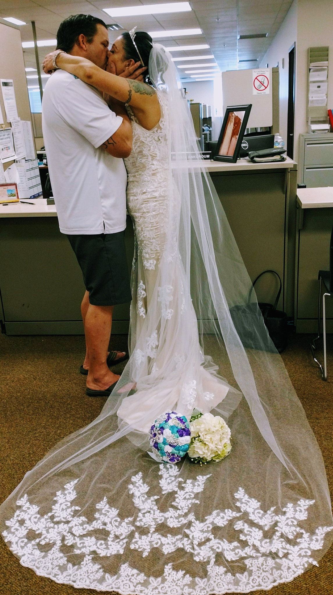 Motorola XT1650 sample photo. Wedding kiss 💋 💋 photography