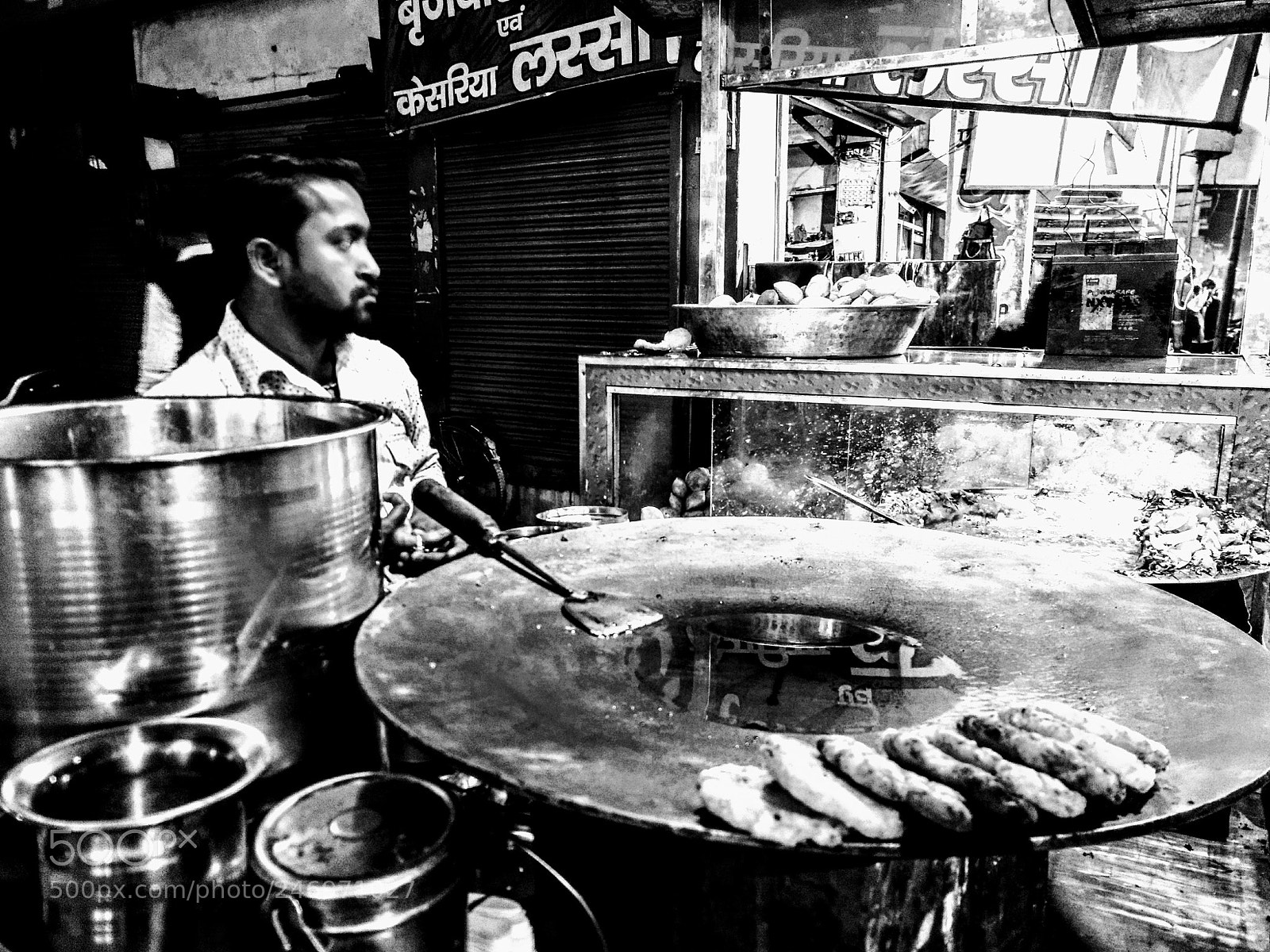 Motorola Moto G (4) sample photo. The street hawker photography