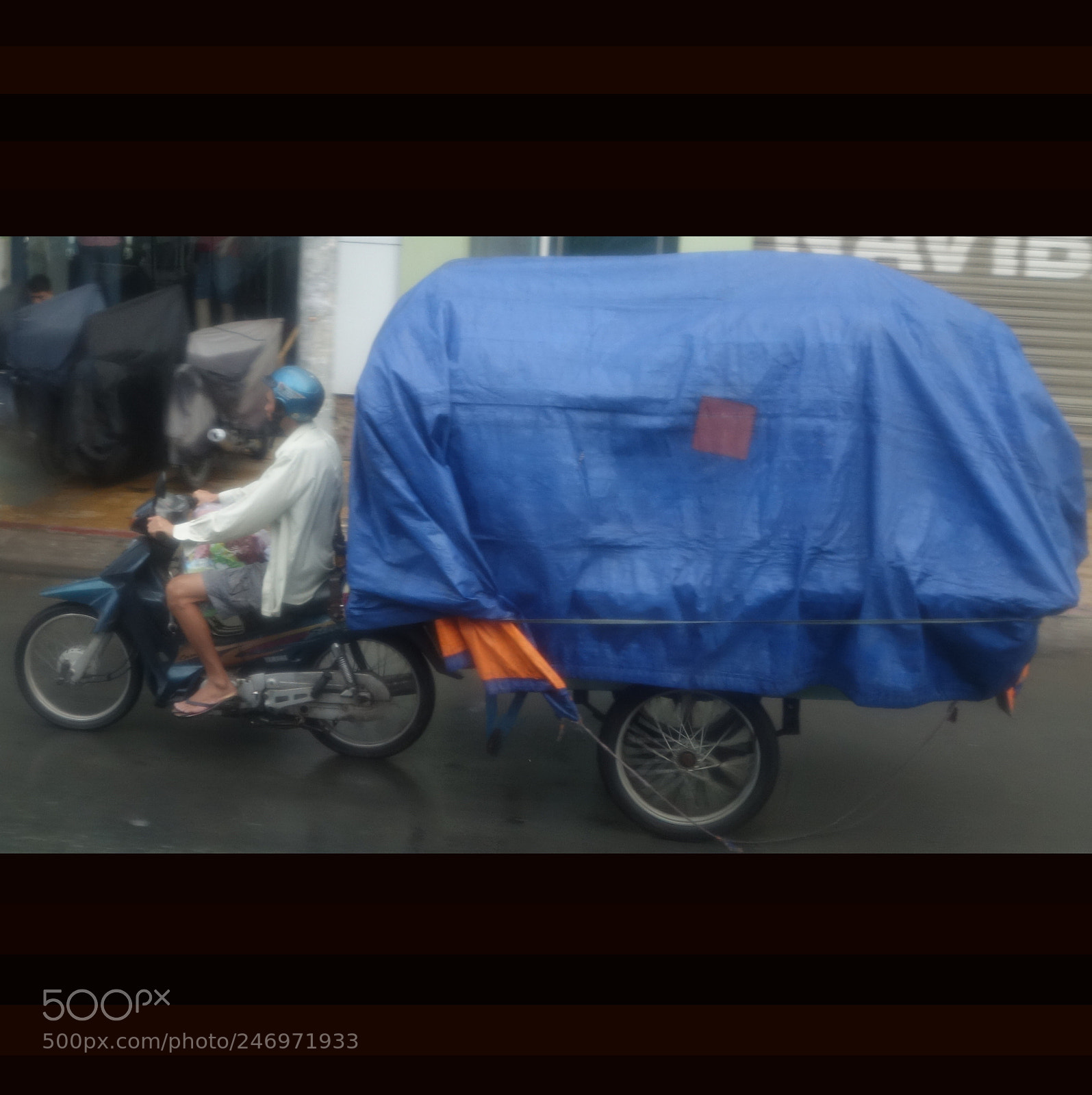 Sony Cyber-shot DSC-RX100 II sample photo. Vn people lot() photography