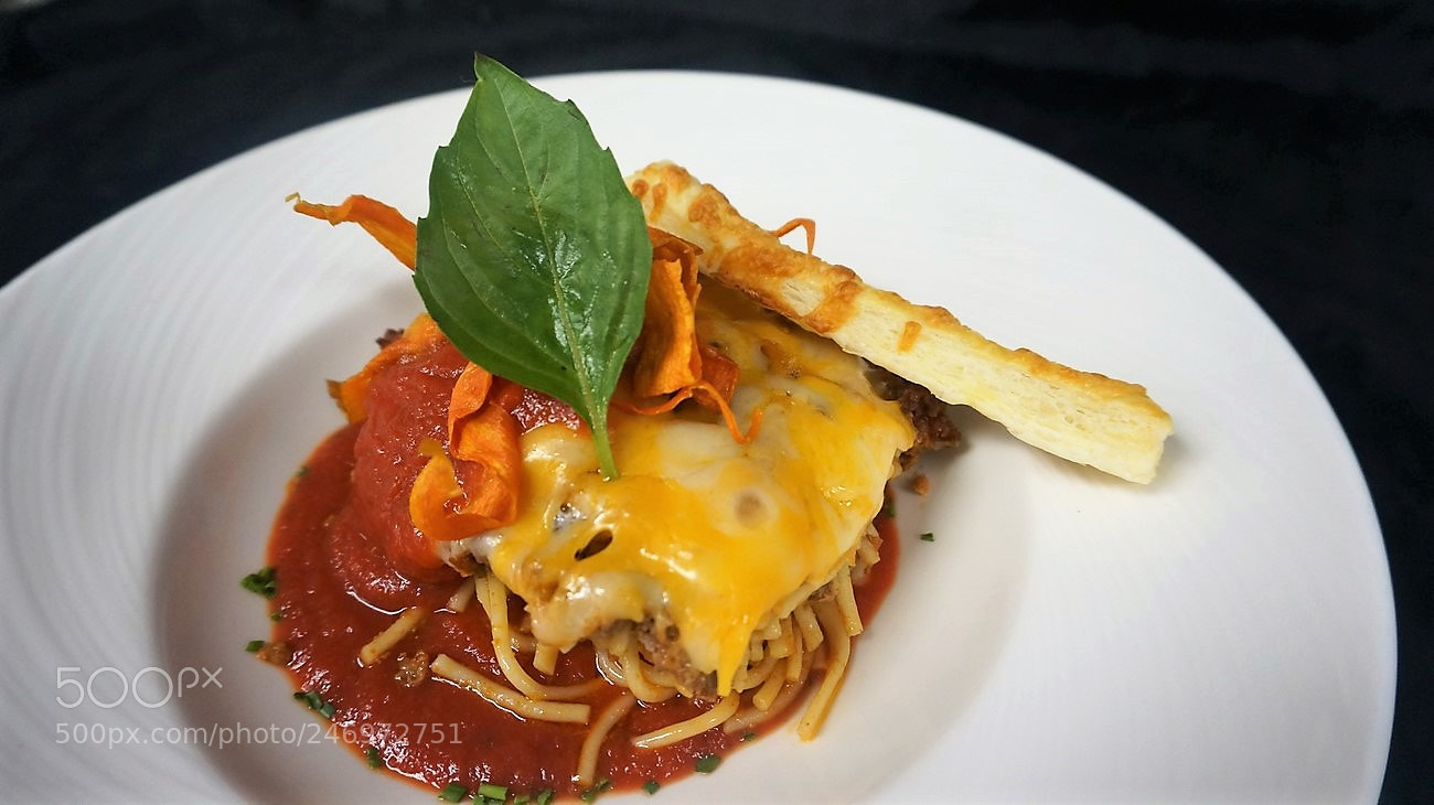Sony Alpha NEX-3N sample photo. Baked spaghetti photography