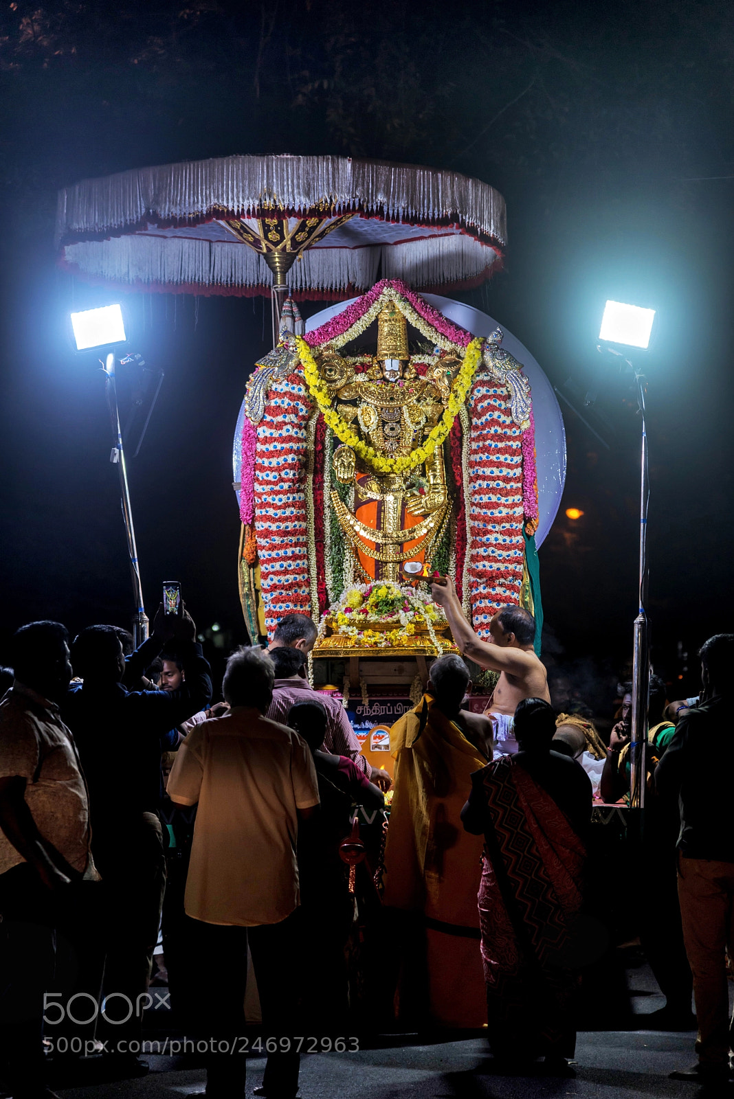 Nikon D610 sample photo. Gods' night out photography