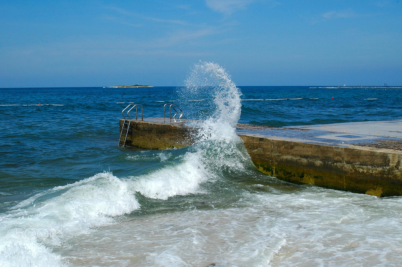 Nikon D70 sample photo. Wave photography